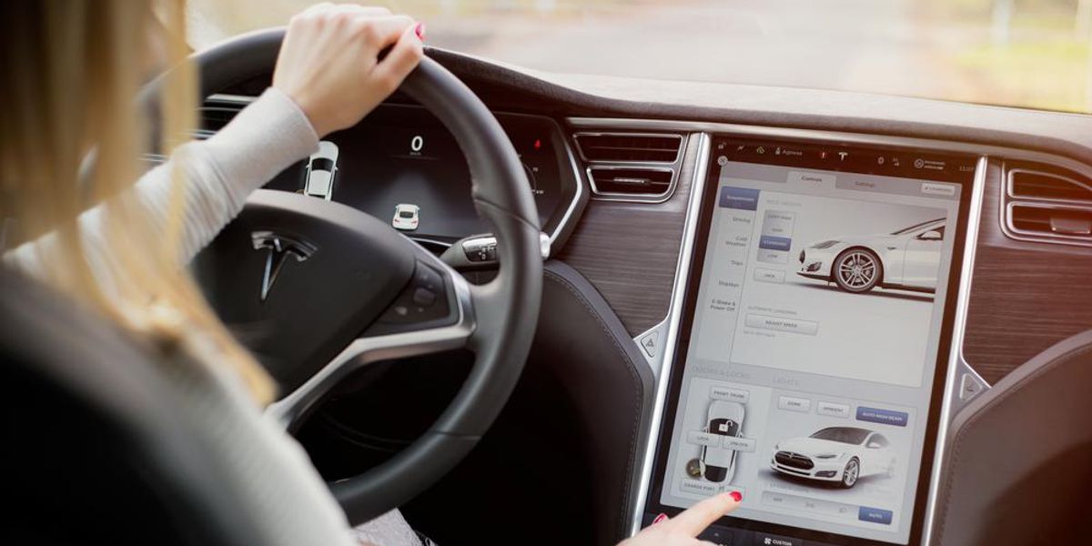A Tesla még idén kijöhet a saját app store-jával