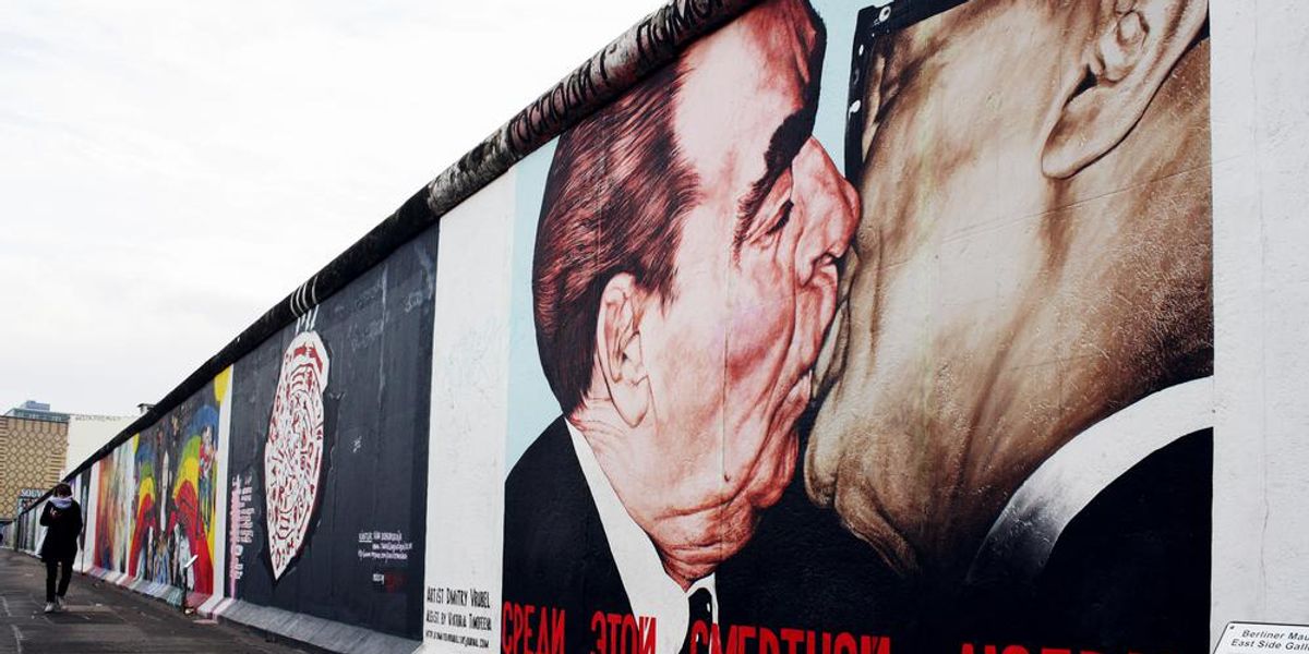 10 meglepő hely, ahol láthatod a berlini fal darabjait